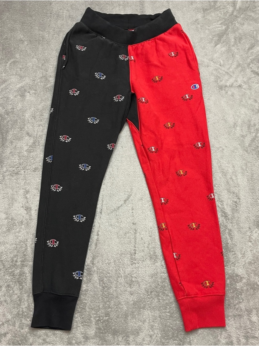 Champion Jogger Pants Mens Size Small Red Black All Over Print Reverse Weave